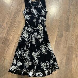 TRÍO  black and white dress size 6